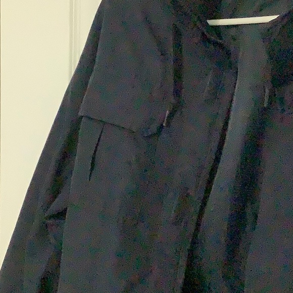 Light weight jacket - Picture 3 of 3